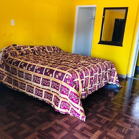 Commodore Motel Oakland Bagian luar foto